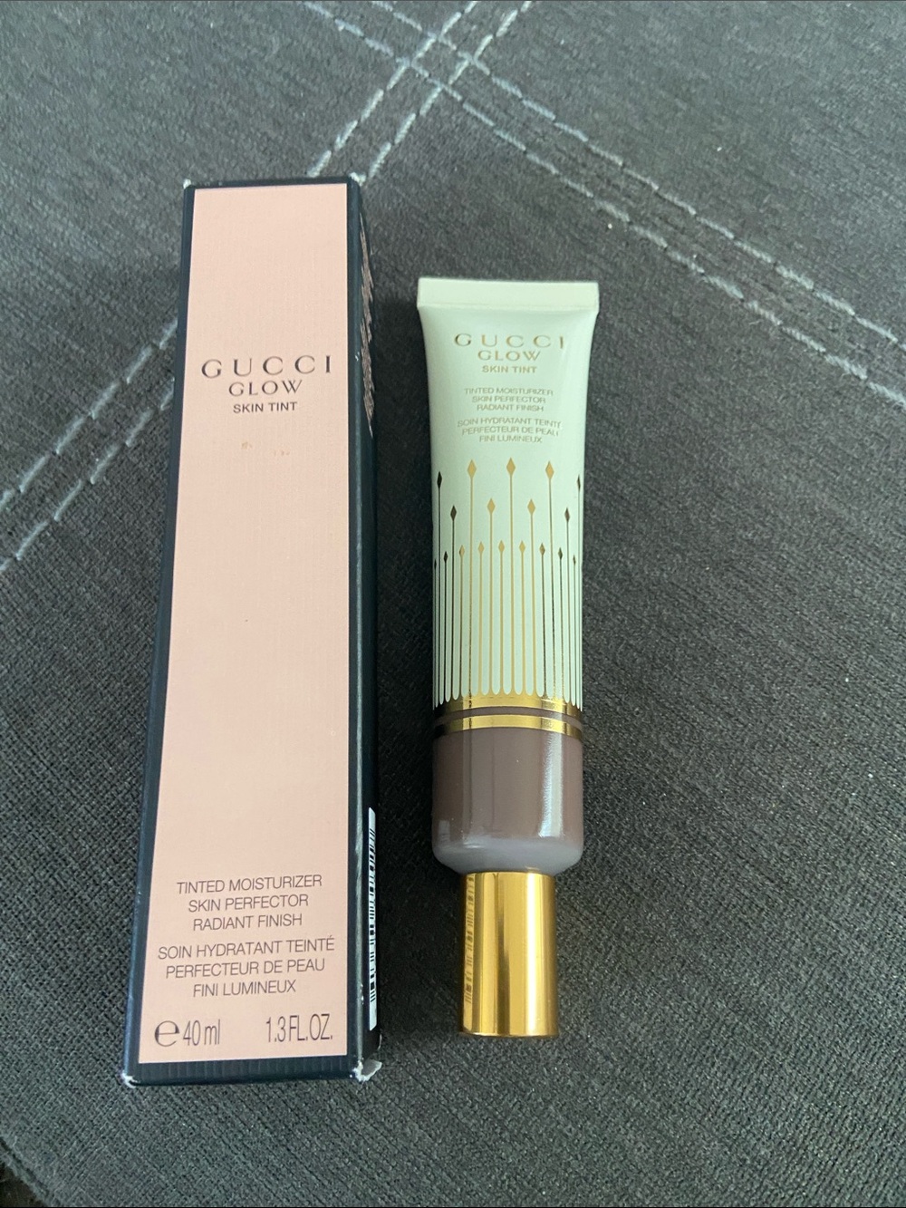 NIB GUCCI GLOW SKIN TINT-DEEP 58